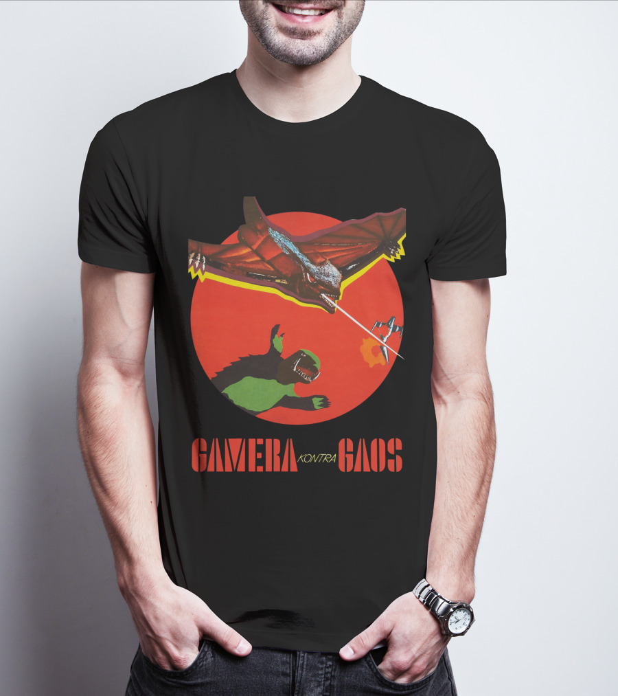 Gamera Kontra Gaos Retro Monster Battle Scene T-Shirt