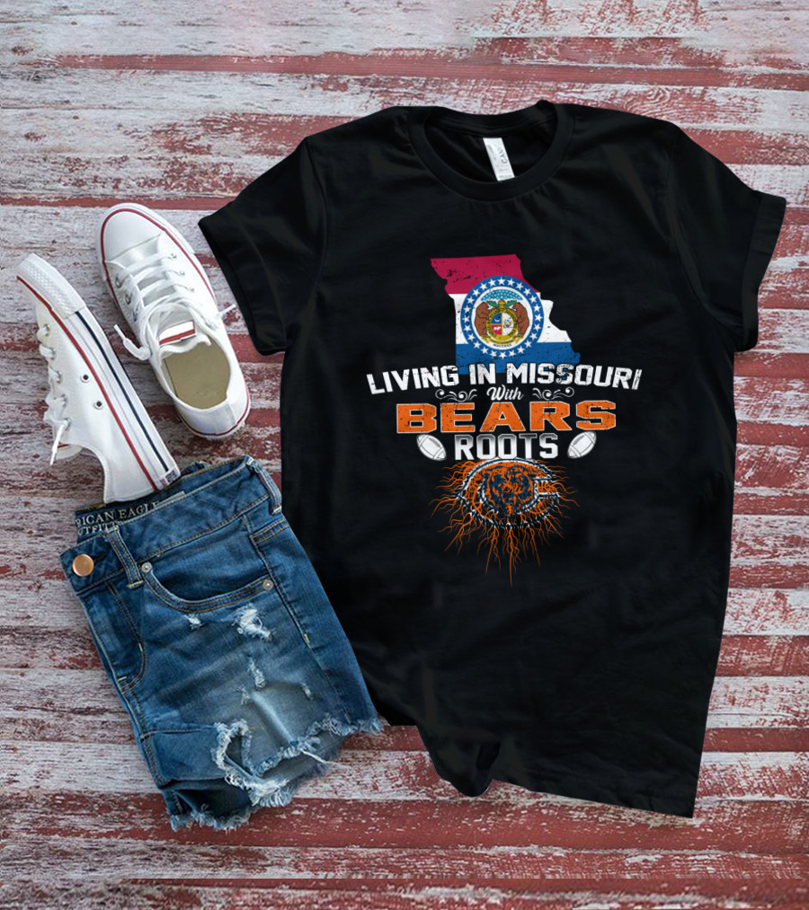 Living In Missouri With Chicago Bears Roots Missouri Flag Map Football T-Shirt