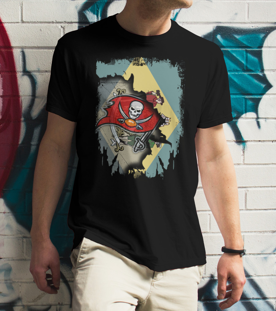 Delaware Together With Buccaneers Flag And Symbol Fusion T-Shirt