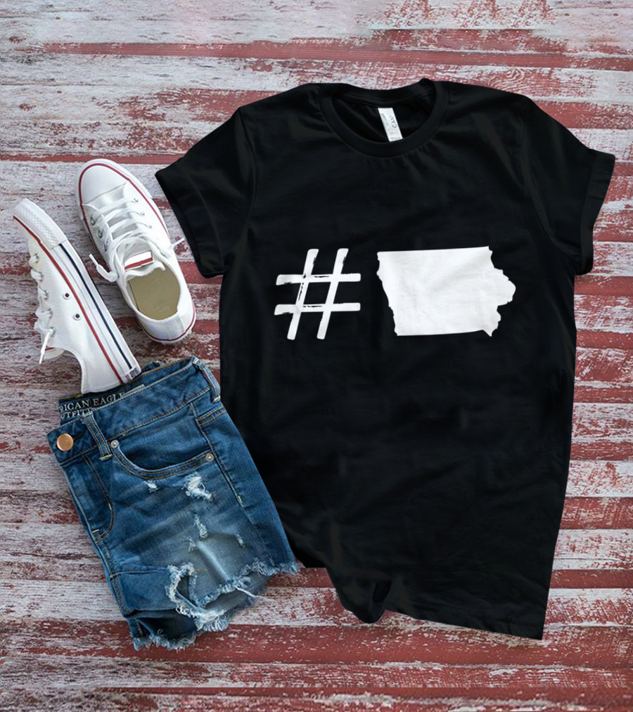 Iowa IA USA Flag Holiday Traveling T-Shirt