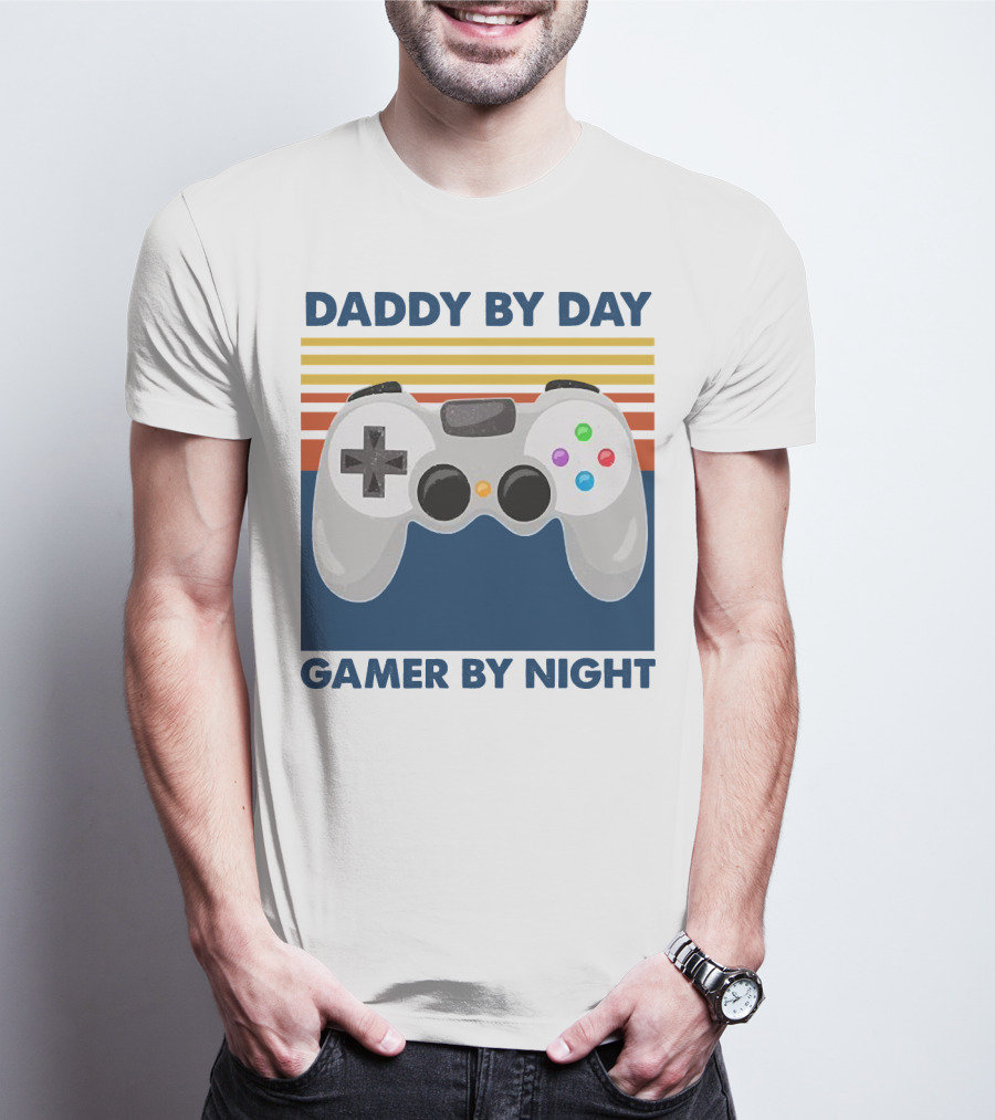 Daddy By Day Gamer By Night Retro Game Controller T-Shirt