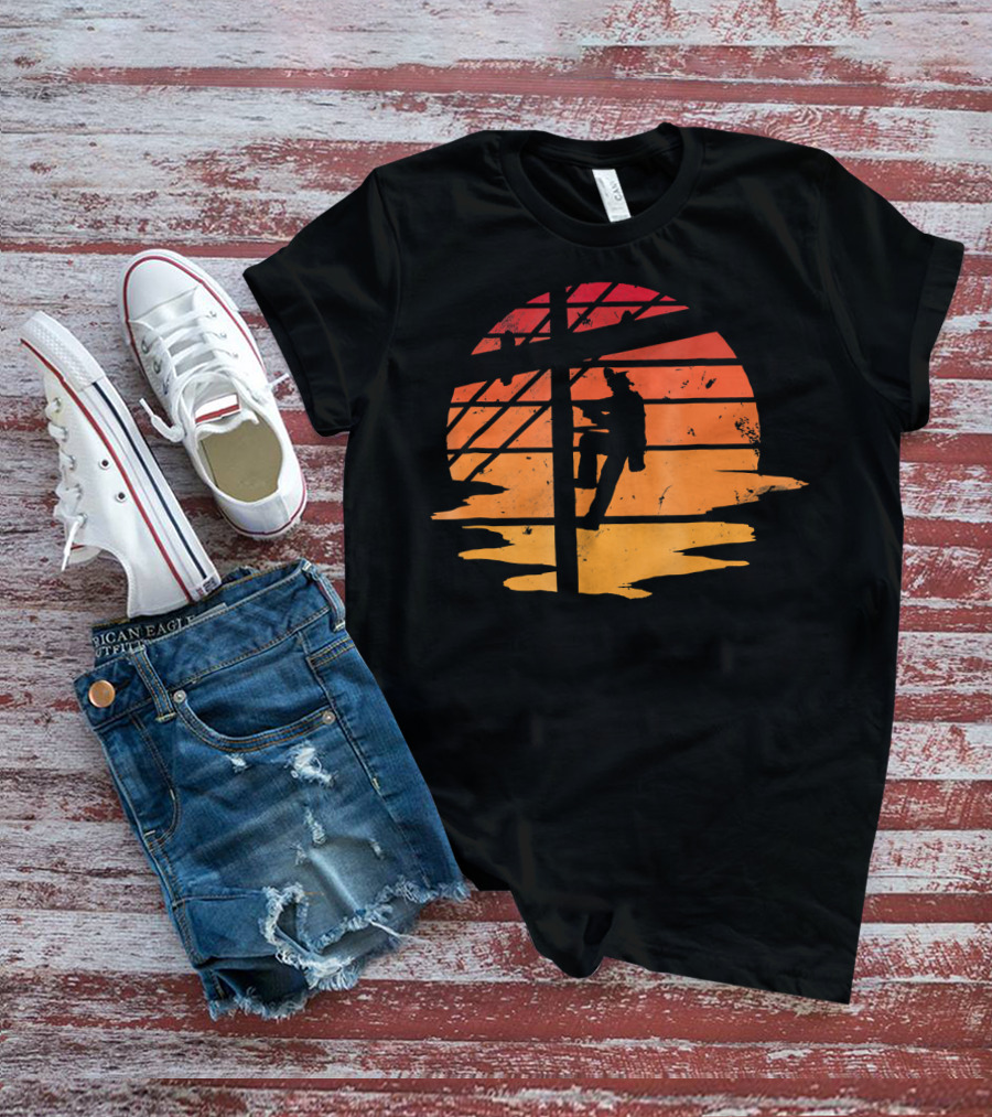 Vintage Distressed Sunset Lineman Electricians T-Shirt