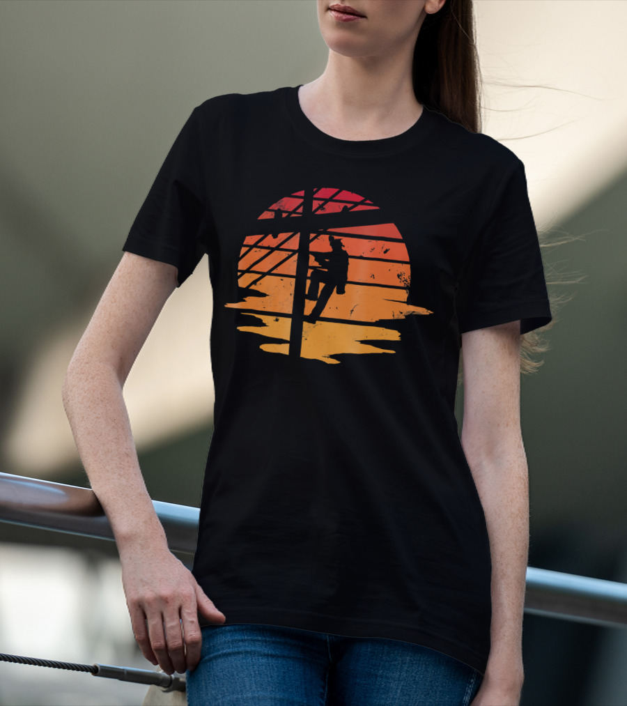 Vintage Distressed Sunset Lineman Electricians T-Shirt