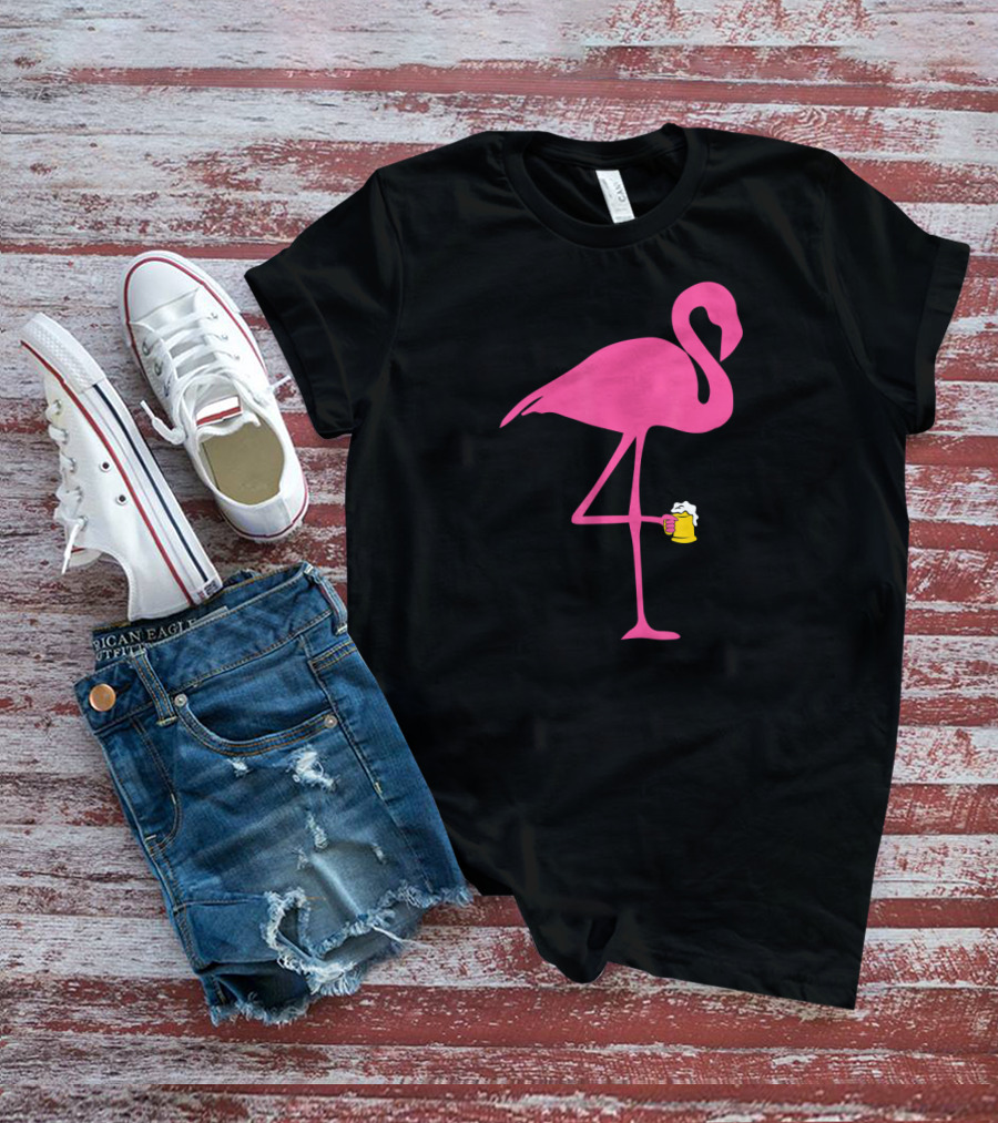 Flamingo Holding Beer Mug Lover T-Shirt