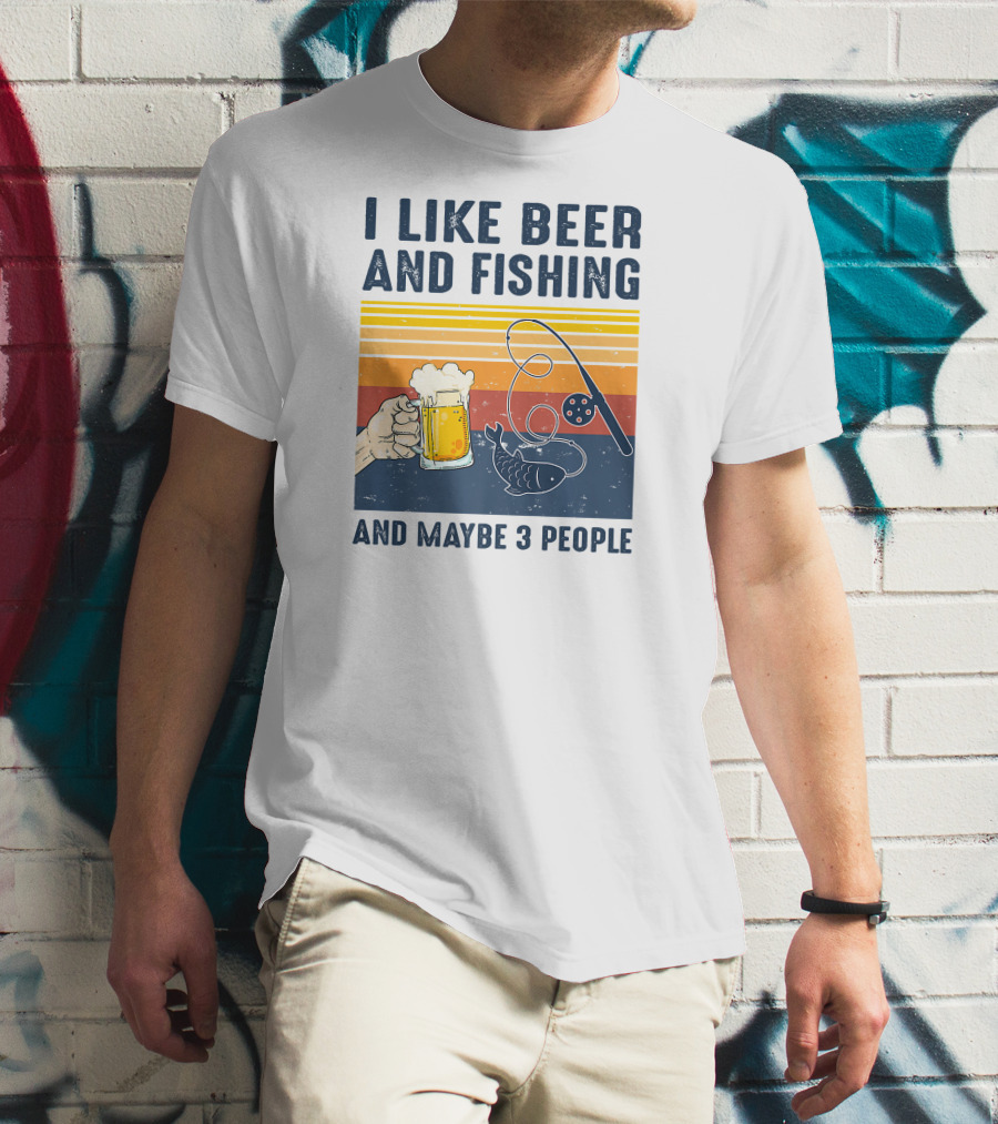 I Like Beer And Fishing And Maybe 3 People Vintage Sunset Beer Mug Fishing Rod T-Shirt