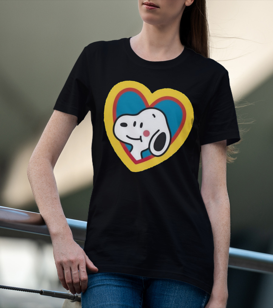 Snoopy Heart Love Peanuts Cartoon T-Shirt