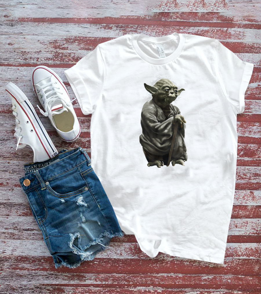 Star Wars Yoda Wise Jedi Master Crouching With Cane T-Shirt