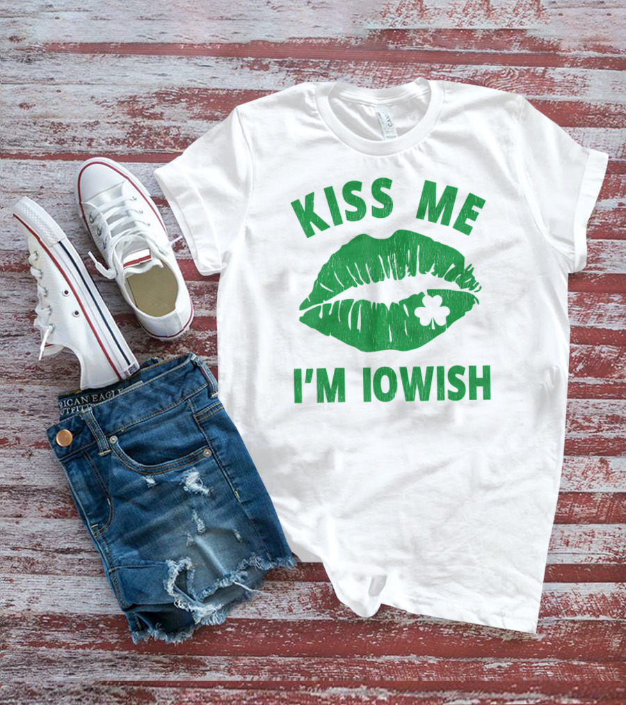 Kiss Me I'm Iowish St Patrick's Day Green Lips With Clover T-Shirt