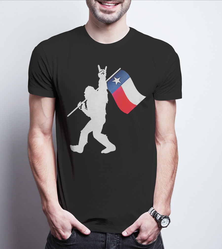 Bigfoot Holding Texas Flag Rock And Roll Salute T-Shirt