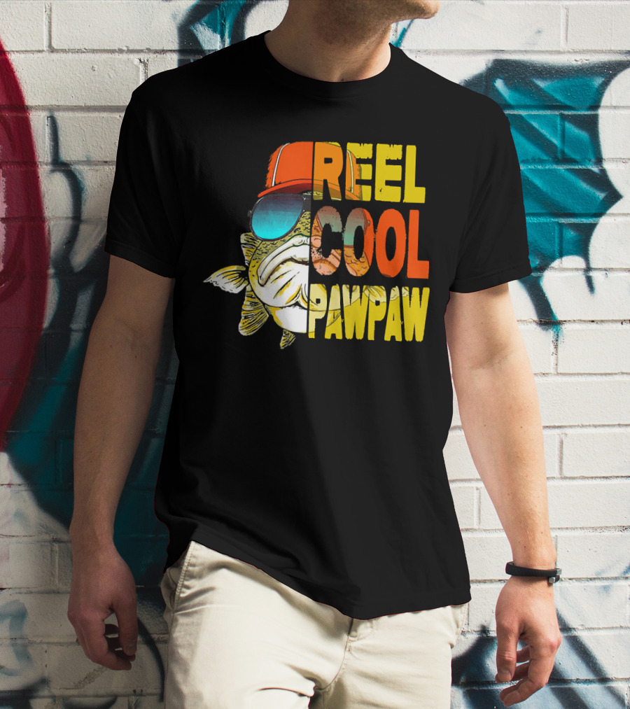 REEL COOL PAWPAW Fathers Day Fishing 143 T-Shirt