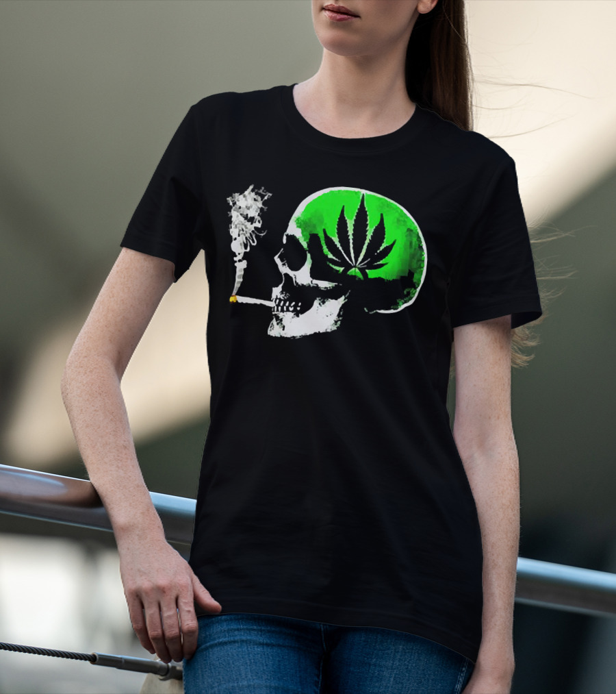 Weed Leaves Skull Smoking Joint Green Marijuana T-Shirt
