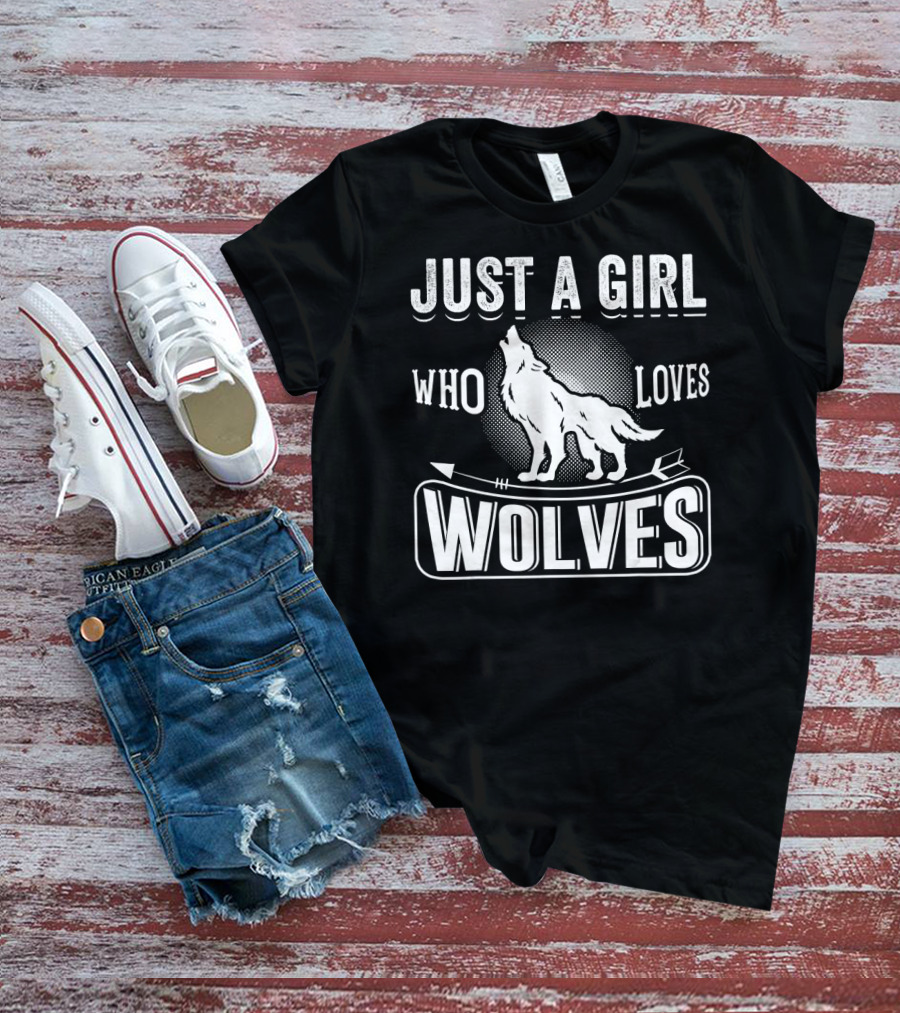 Just A Girl Who Loves Wolves Howling Wolf With Arrow T-Shirt
