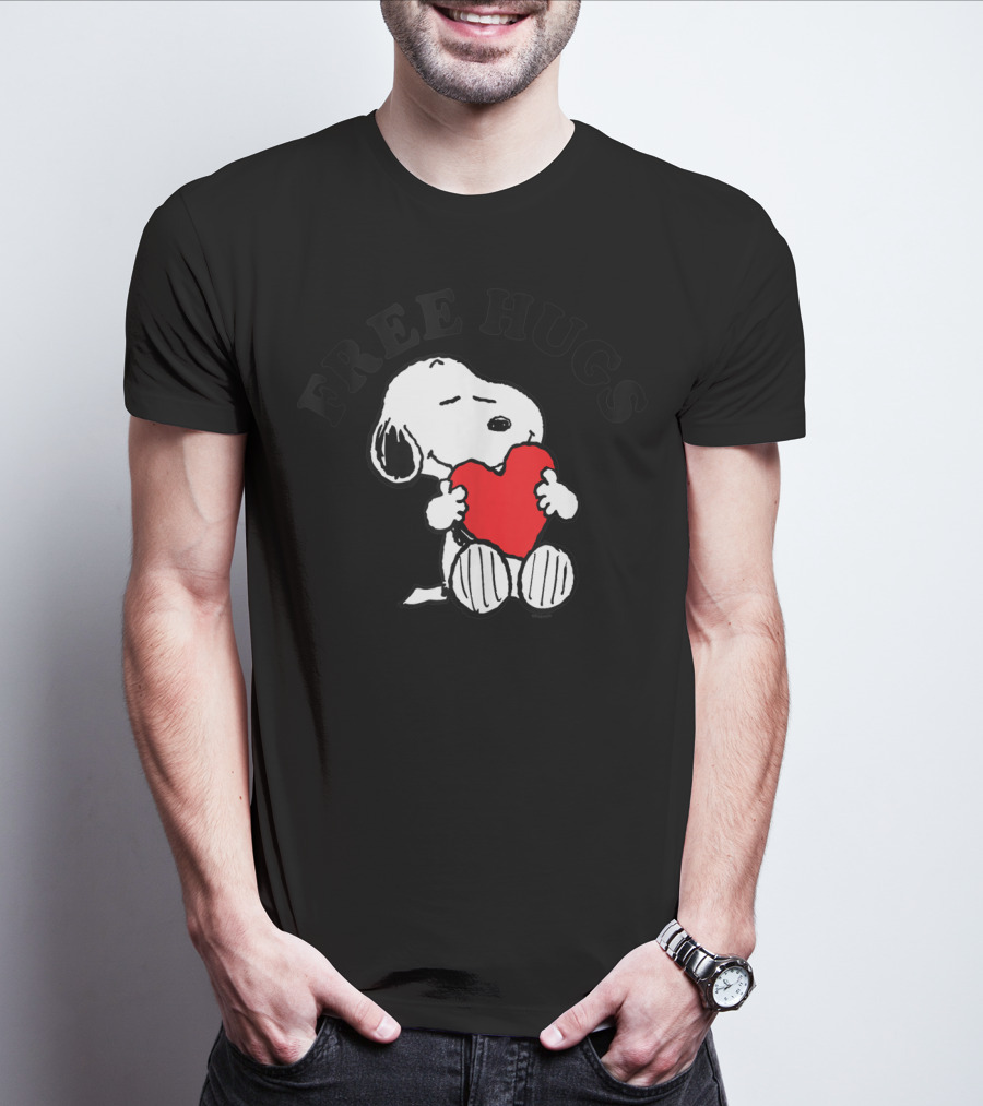 Snoopy Free Hugs Red Heart Peanuts T-Shirt