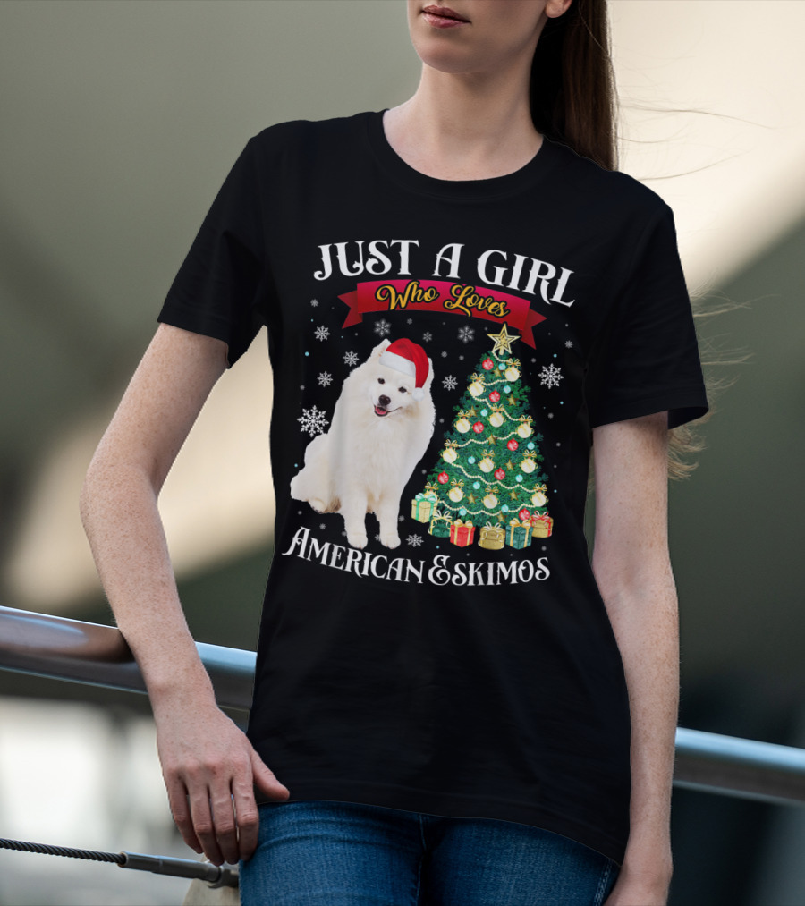 Just A Girl Who Loves American Eskimos Santa Hat Christmas Tree T-Shirt