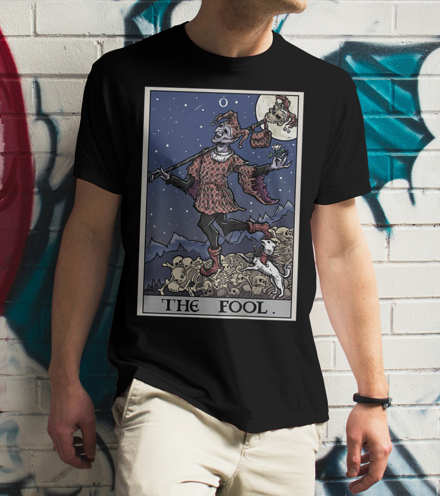 The Fool Tarot Card Gothic Halloween Jester On Skull Pile T-Shirt