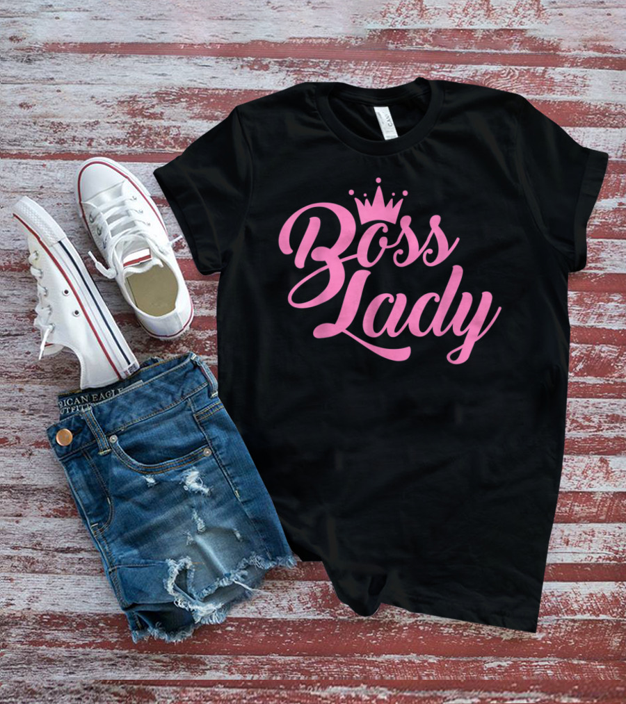 Boss Lady Fashionable Pink Crown Text T-Shirt