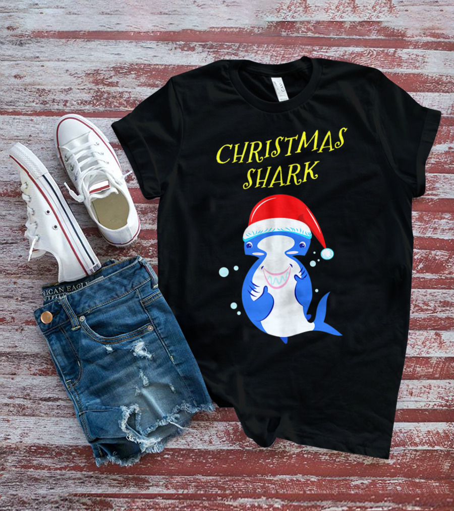 Christmas Shark Hammerhead Santa Hat T-Shirt