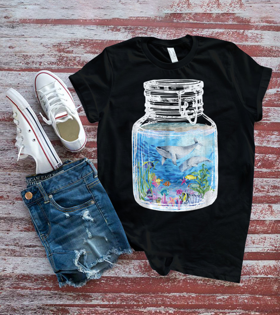 Underwater Terrarium Ocean Fish Whales In Glass Jar T-Shirt