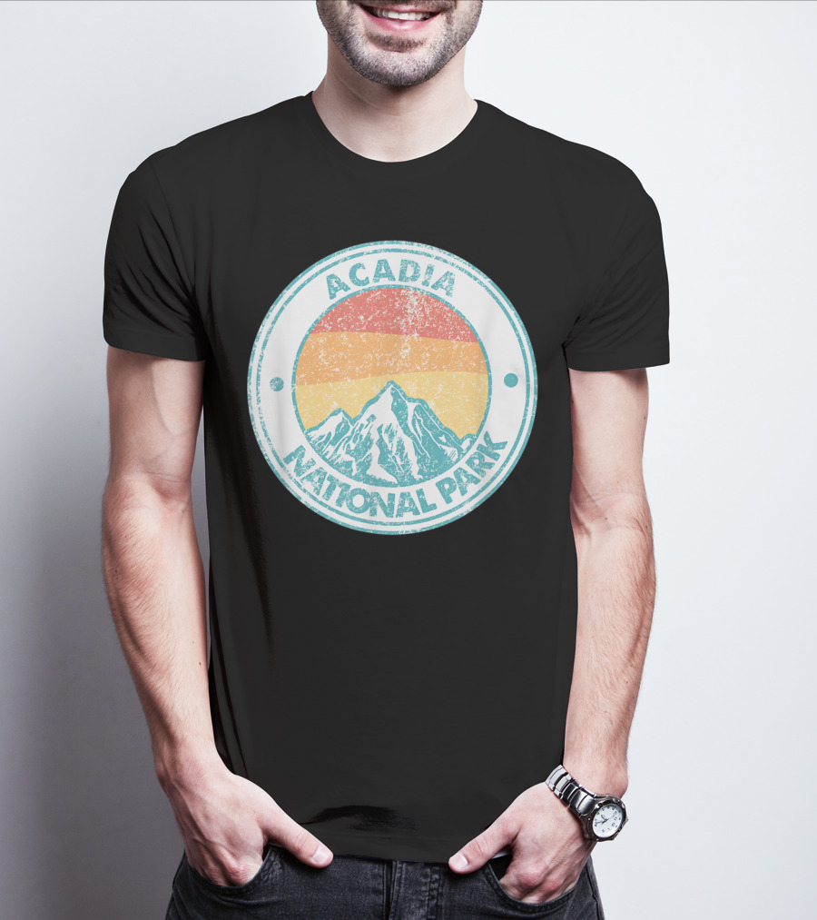 Acadia National Park Vintage Mountain Sunset Circle Badge T-Shirt