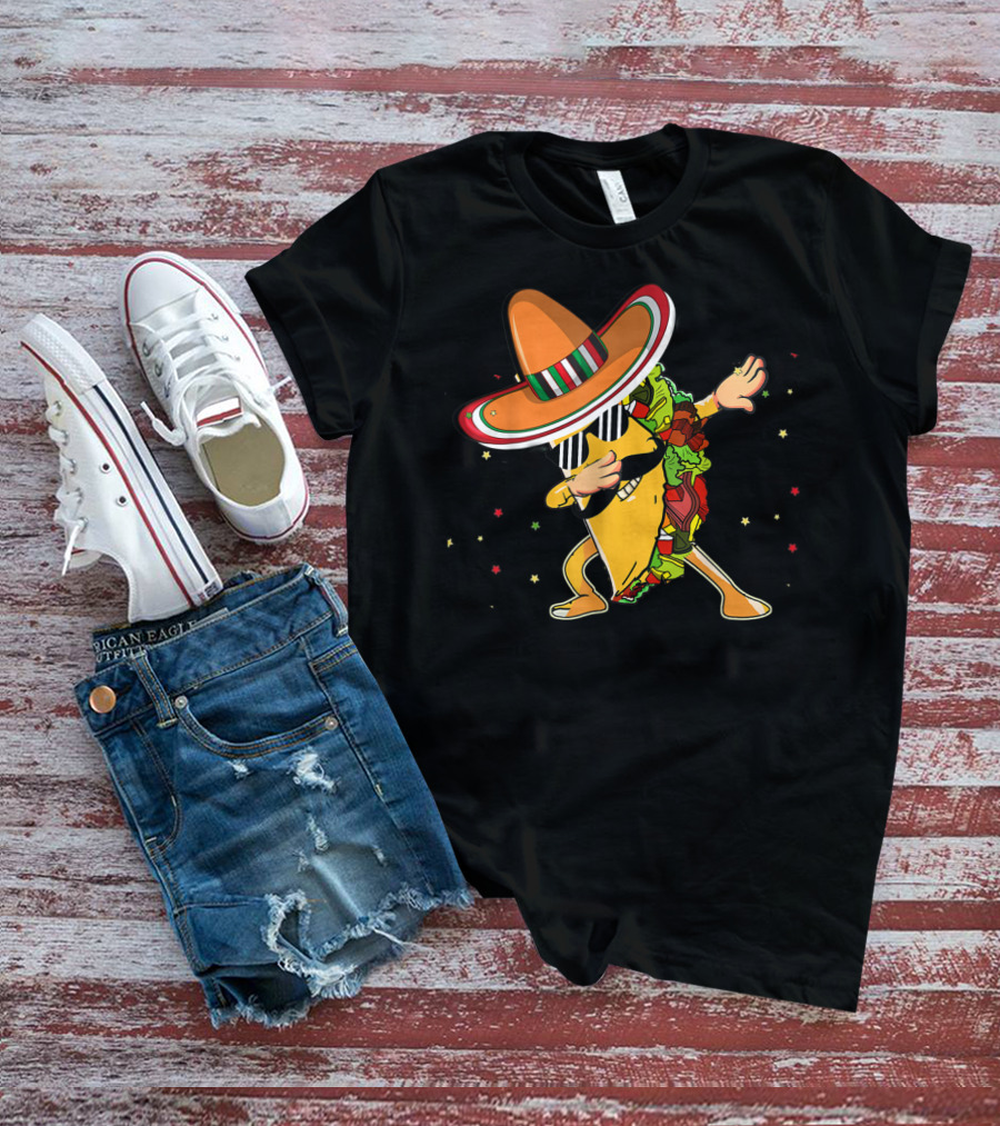 Cinco De Mayo Dabbing Taco With Sombrero Mexico Latino T-Shirt