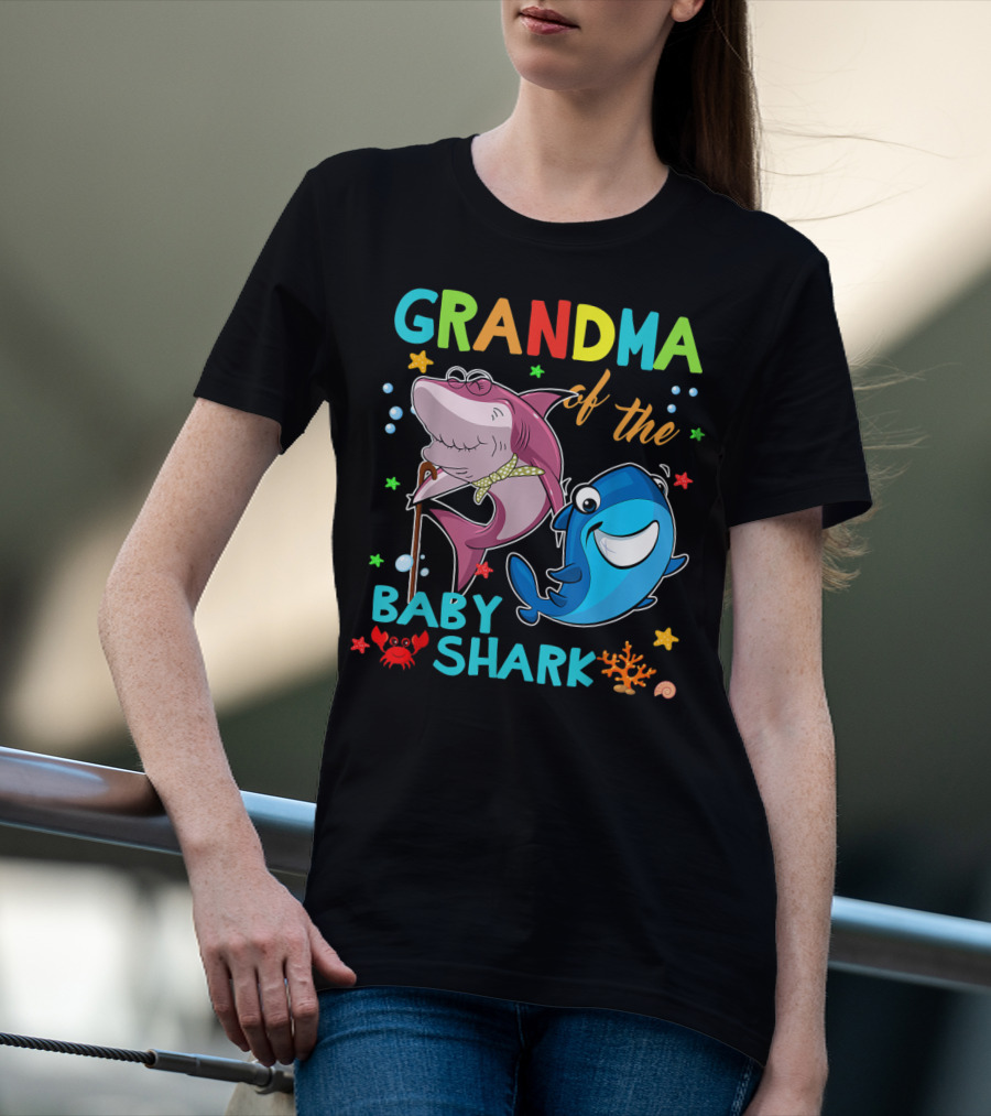 Grandma Of The Baby Shark With Colorful Cartoon Sharks And Sea Creatures T-Shirt