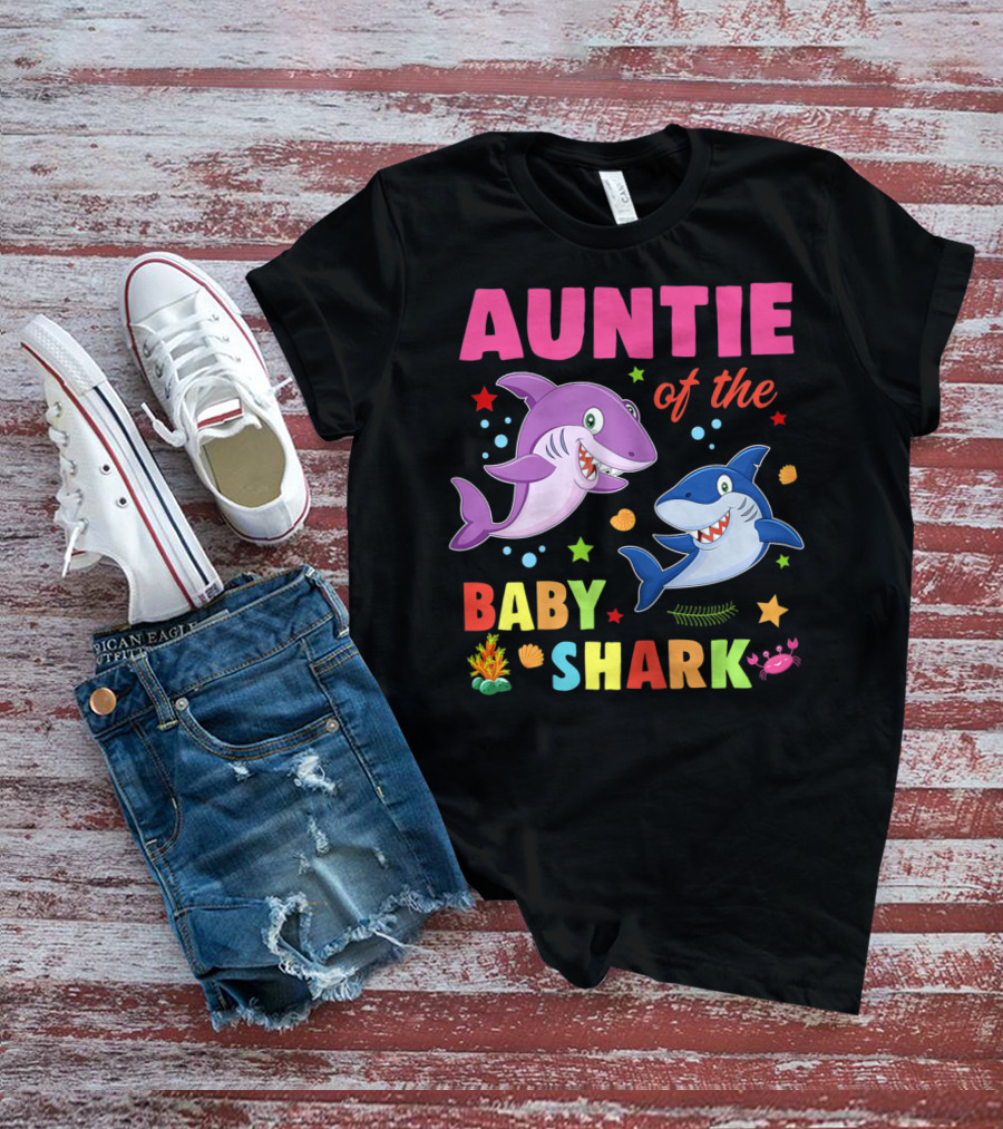 Auntie Of The Baby Shark Birthday Colorful Cartoon Sea Creatures T-Shirt