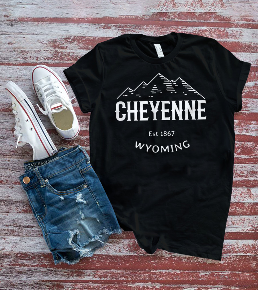 Cheyenne Wyoming Rocky Mountains Est 1867 T-Shirt