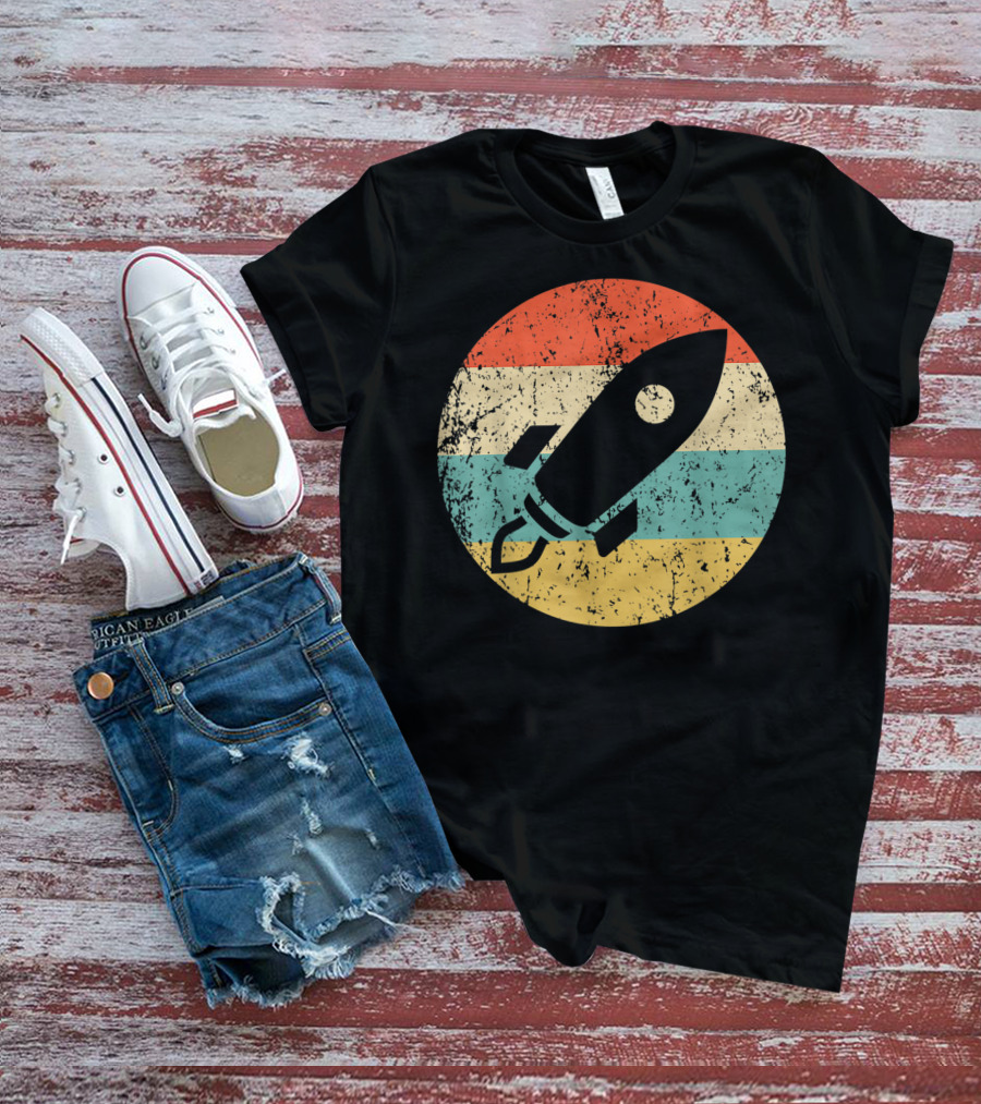Astronau Vintage Space Ship Retro Rocket Stripes T-Shirt
