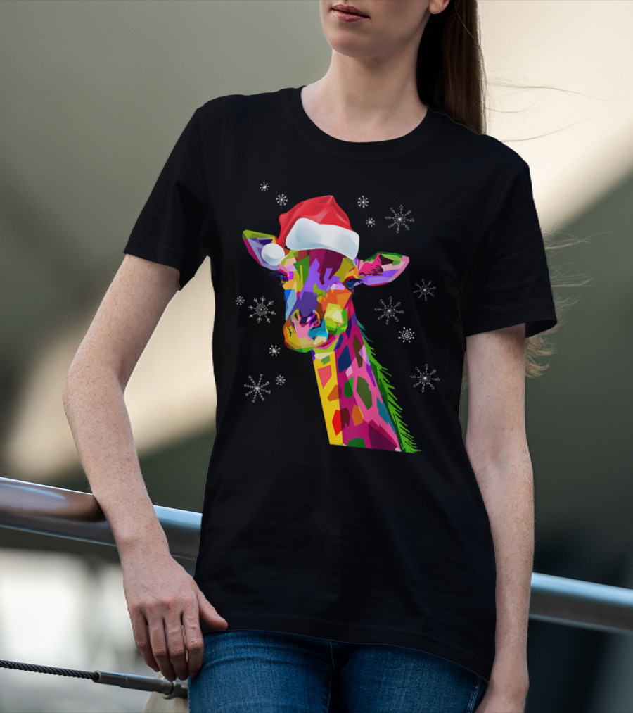 Giraffe Christmas Santa Hat Colorful Snowflakes T-Shirt