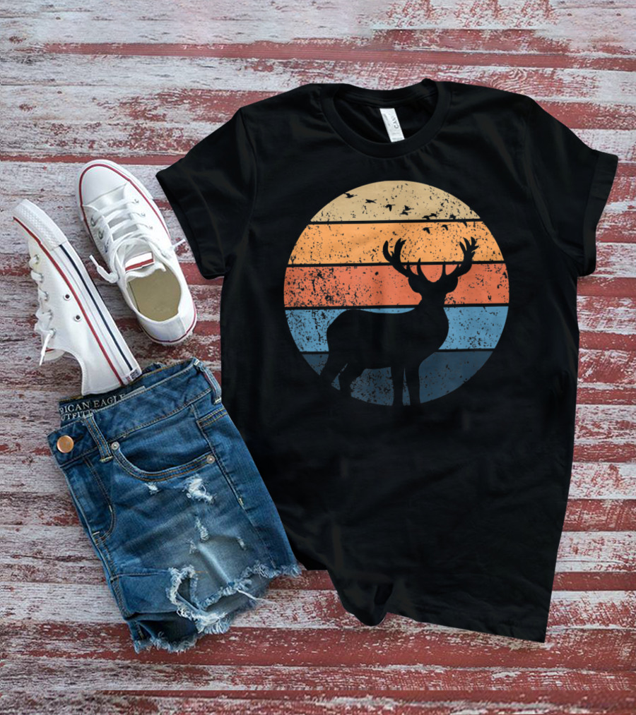 Deer Hunters Vintage Sunset Silhouette With Flying Birds T-Shirt