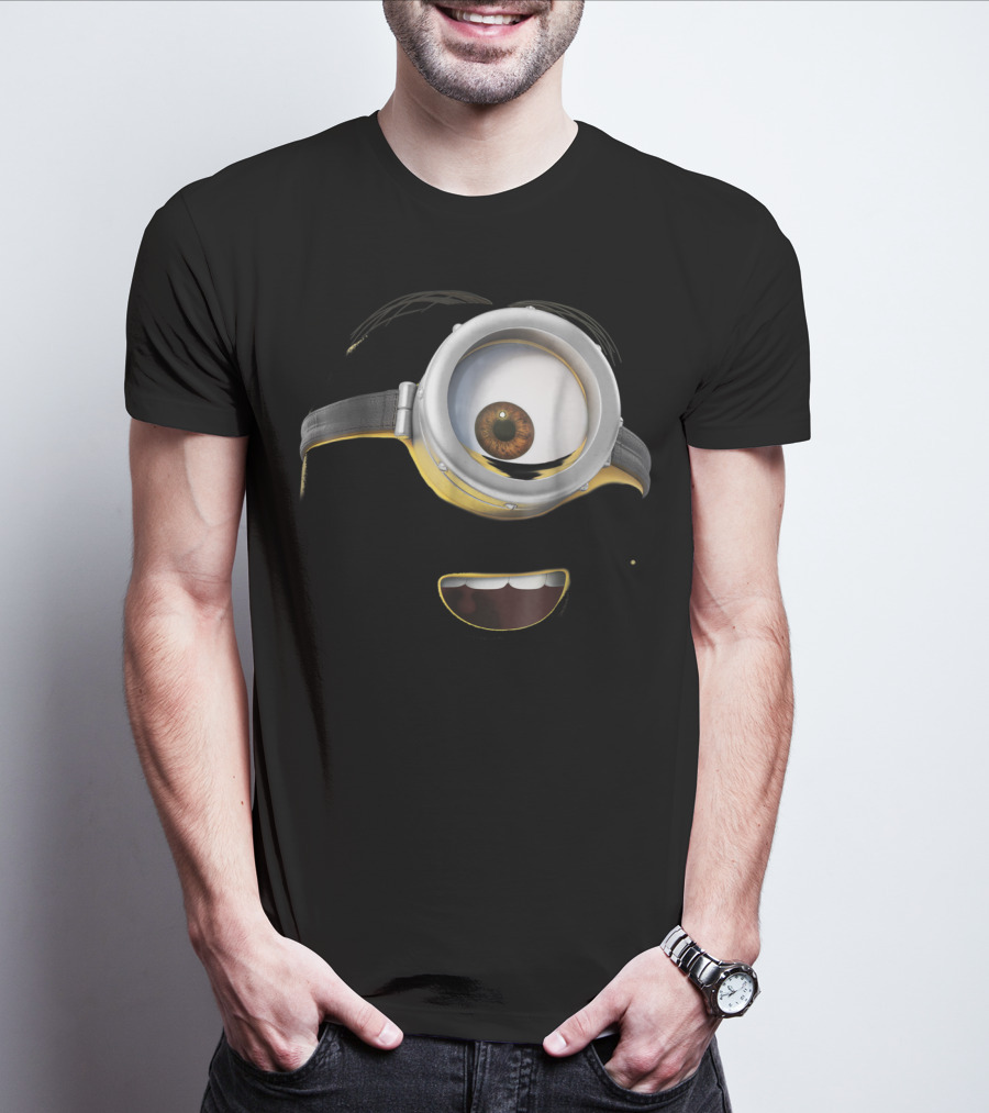 Despicable Me Minions Stuart Face Close-Up One-Eyed Goggle Smile T-Shirt