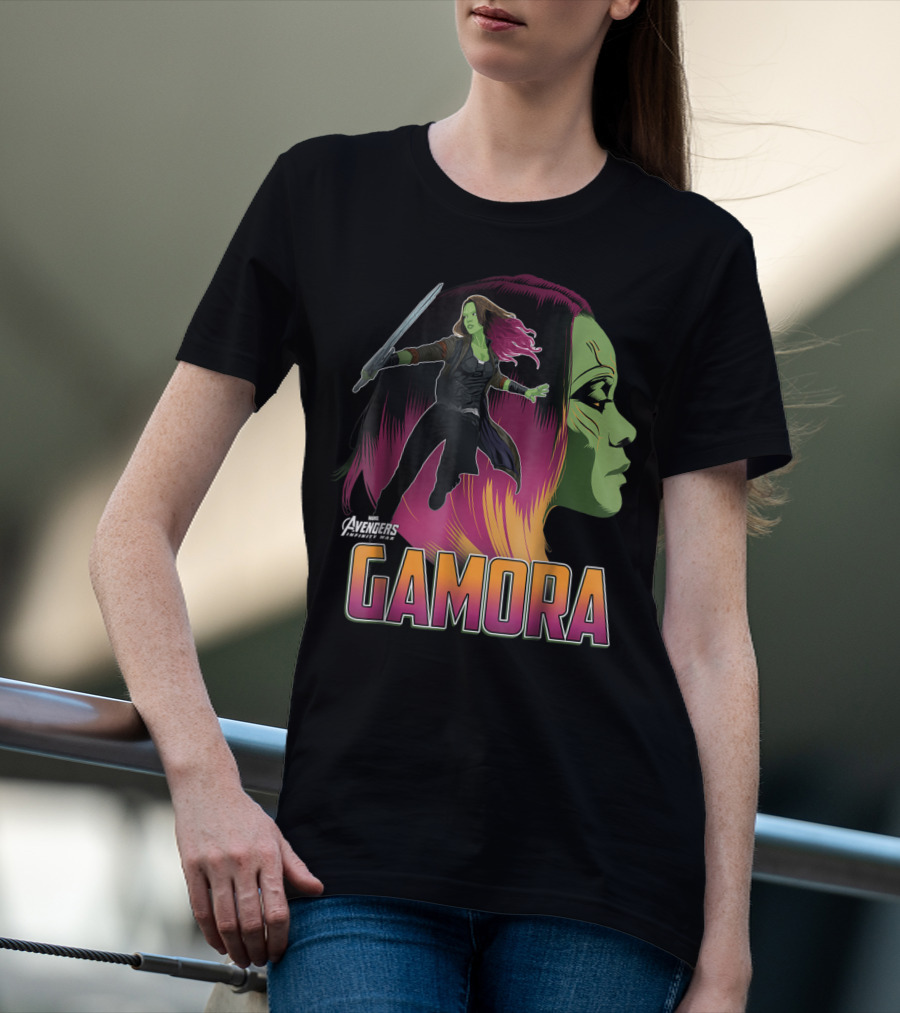 Avengers Infinity War Gamora Profile And Action Pose T-Shirt