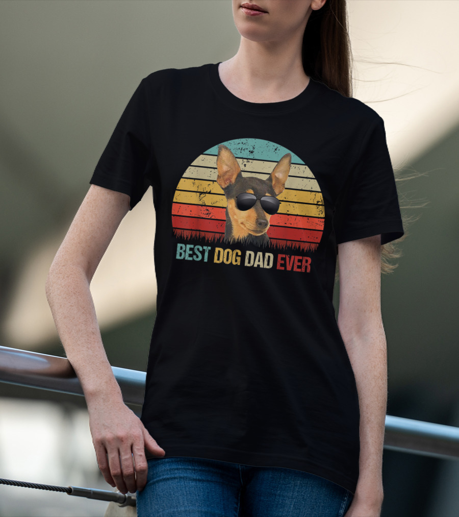 Best Dog Dad Ever Chihuahua Retro Style Sunglasses Vintage Stripes T-Shirt