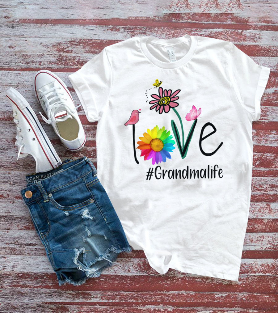 Love #Grandmalife Rainbow Heart Floral Bird Butterfly T-Shirt