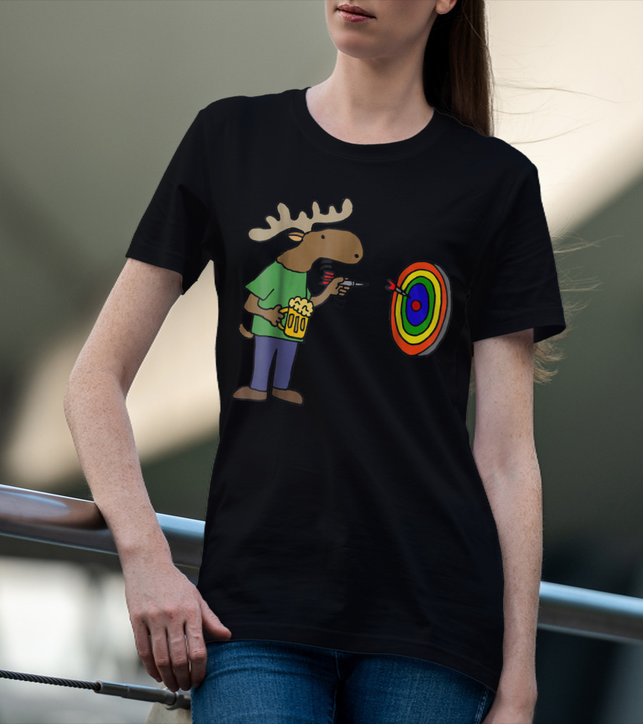 SmileteesHob Funny Moose With Beer Throwing Darts At Colorful Target T-Shirt