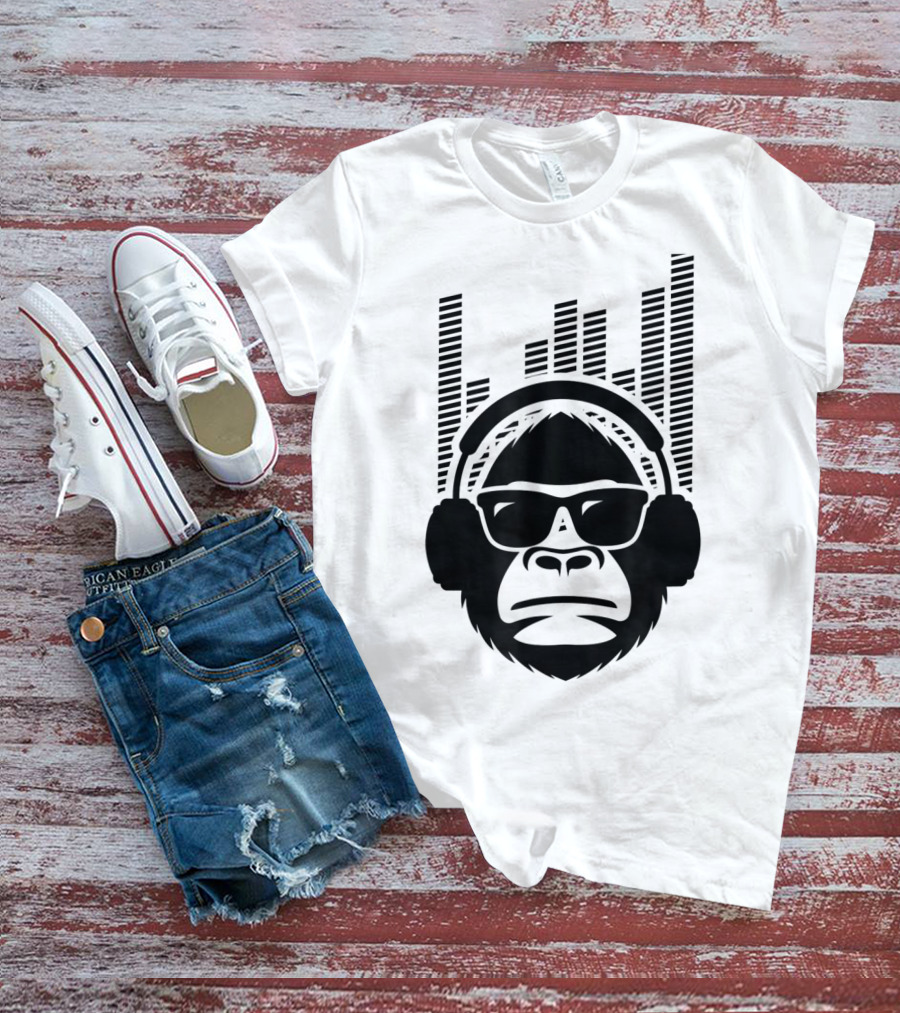 Solid Jammin Monkey Rockin Headphones Shades Music Vibes T-Shirt
