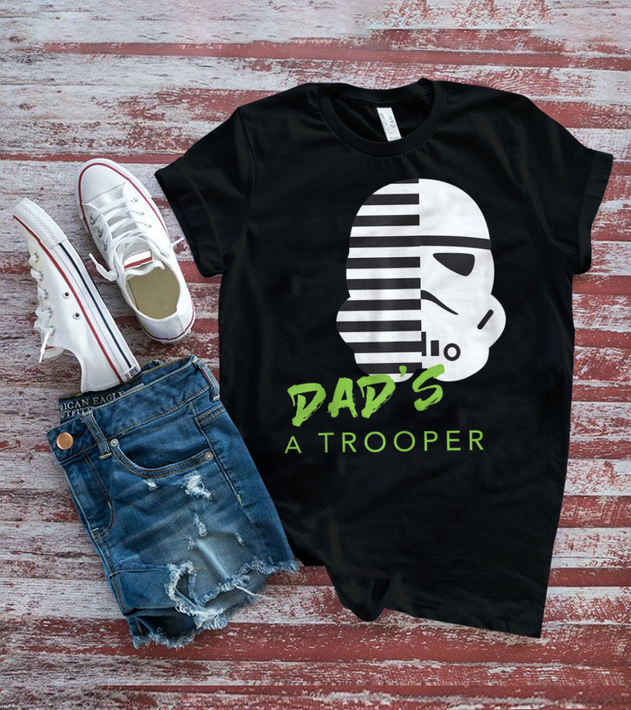 Star Wars Stormtrooper Dad's A Trooper Black And White Helmet T-Shirt
