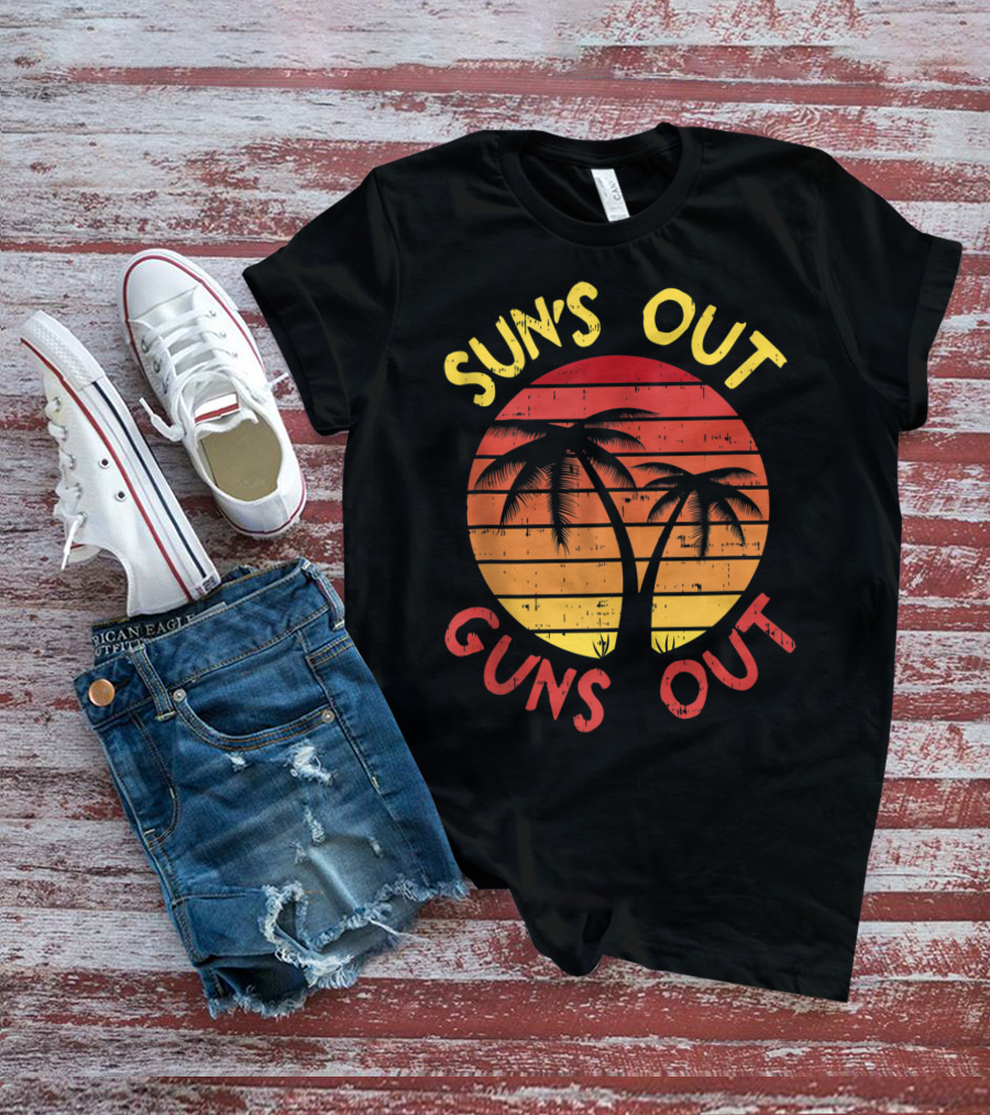 SUN'S OUT GUNS OUT Palm Beach 80s Summer Vacation Retro Tropical Sunset T-Shirt