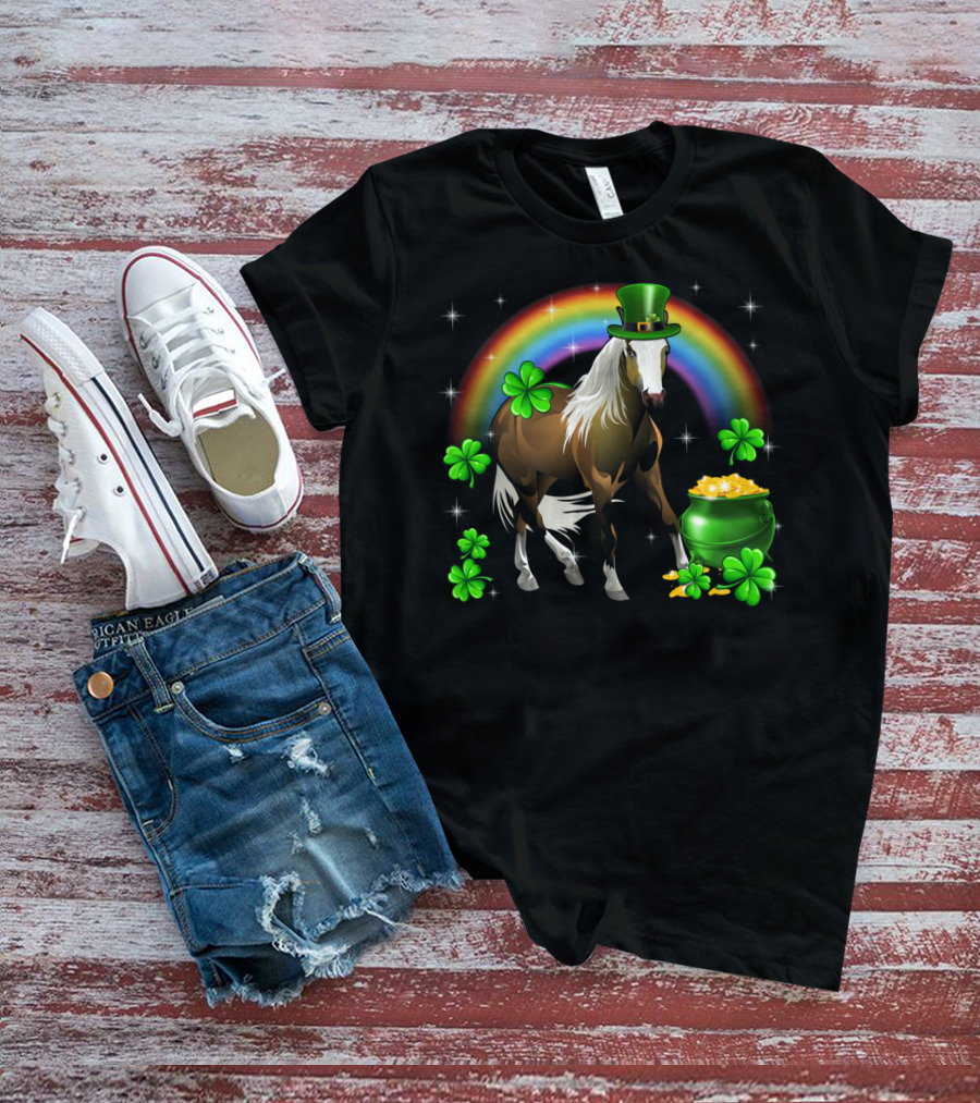 Lucky St Patricks Day Horse With Shamrocks And Rainbow T-Shirt