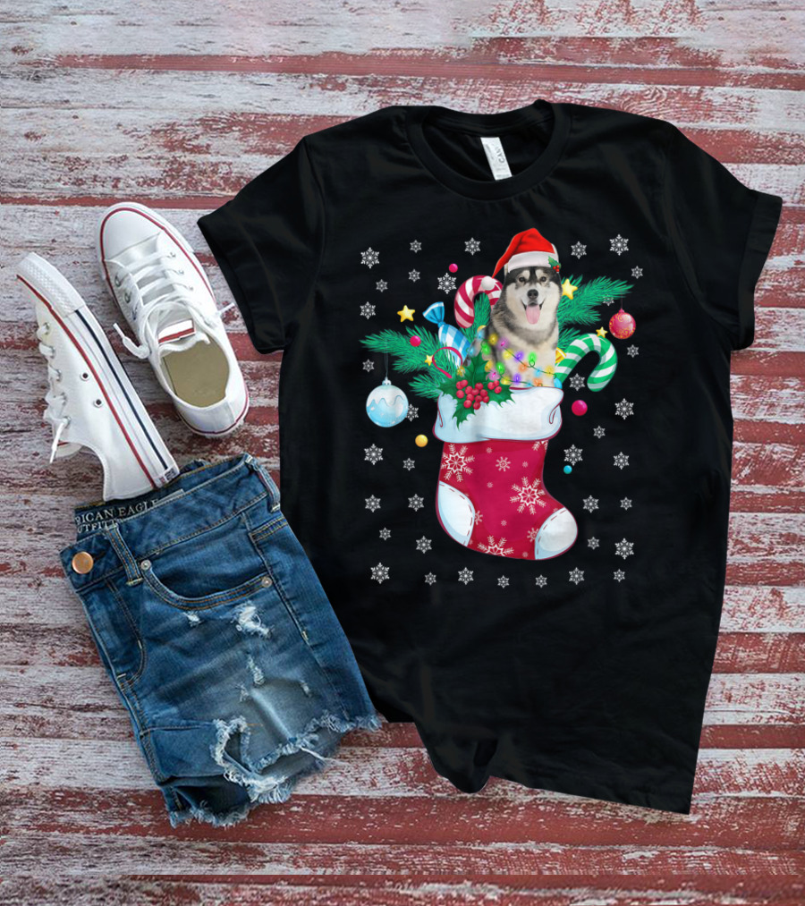 Christmas Siberian Husky With Santa Hat In Festive Sock T-Shirt