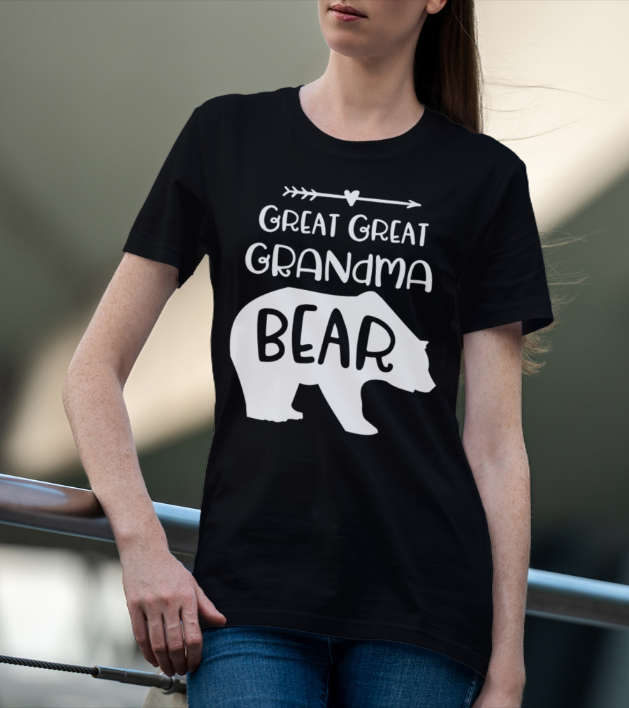 Great Great Grandma Bear Arrow Heart T-Shirt