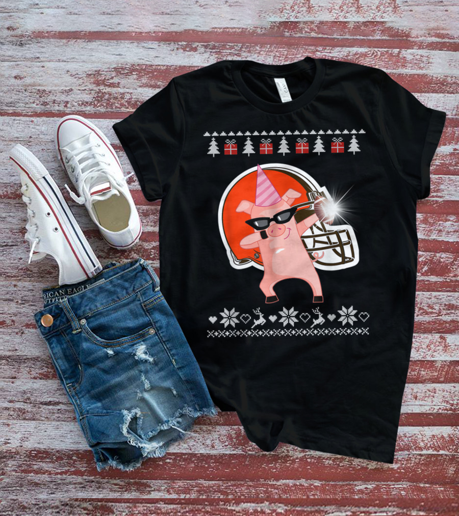 Merry Christmas Pig Dabbing Football Team Santa Hat Sunglasses Christmas Tree Reindeer Snowflakes T-Shirt