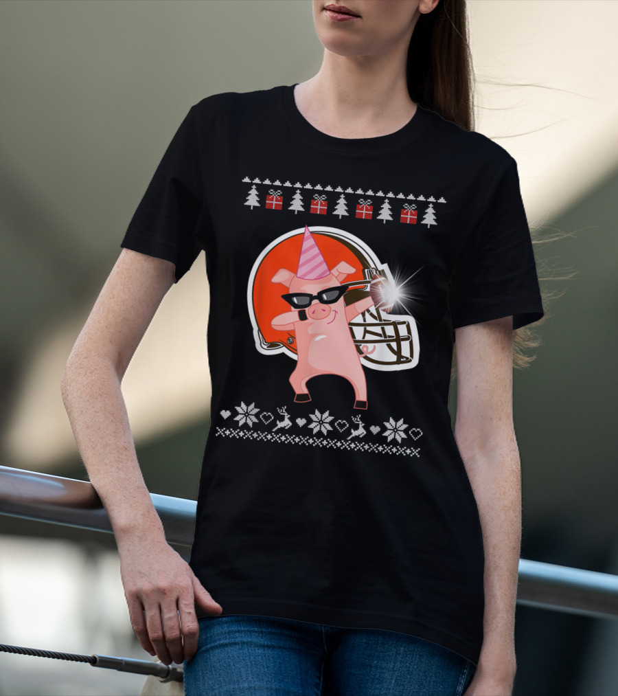Merry Christmas Pig Dabbing Football Team Santa Hat Sunglasses Christmas Tree Reindeer Snowflakes T-Shirt