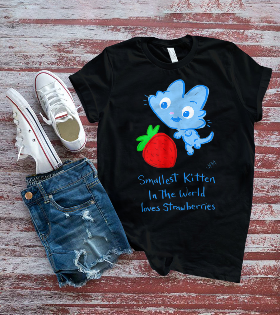 Smallest Kitten In The World Loves Strawberries T-Shirt