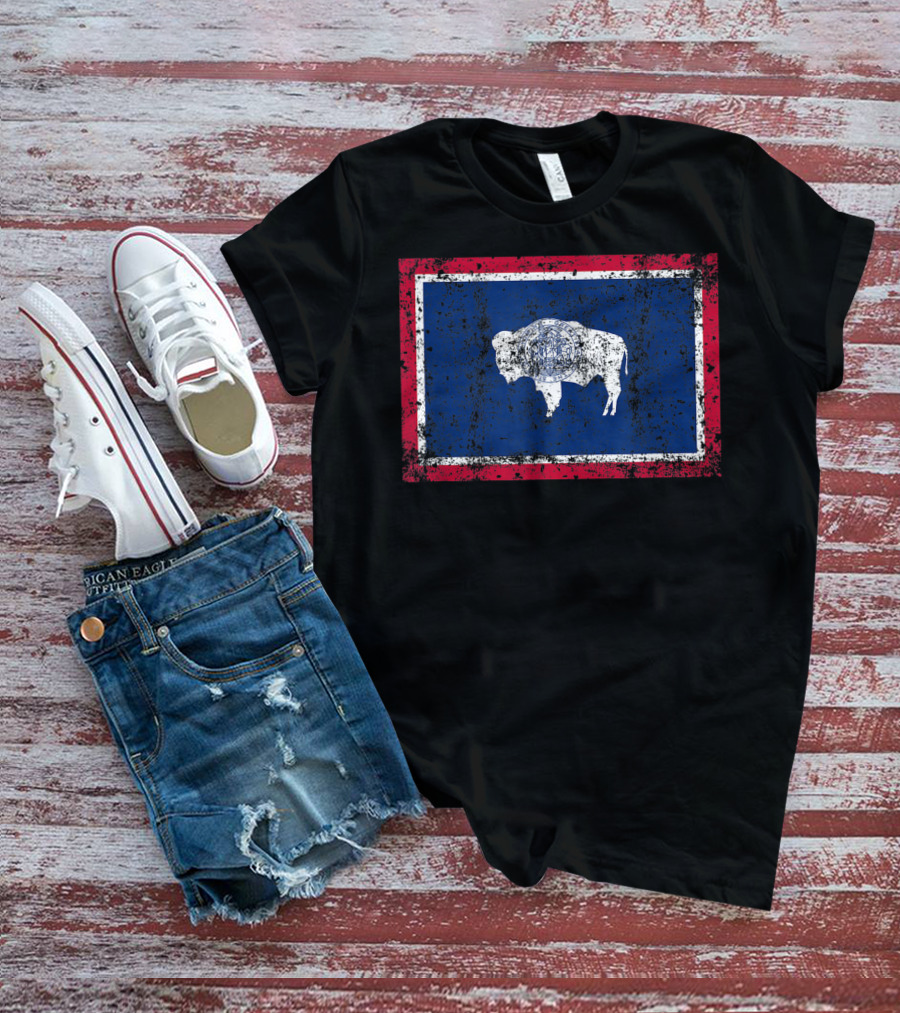 State Of Wyoming Flag Vintage Fall Buffalo T-Shirt