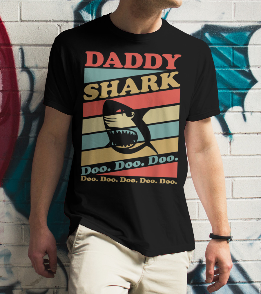 DADDY SHARK Doo Doo Doo Doo Doo Doo Retro Vintage Stripes T-Shirt