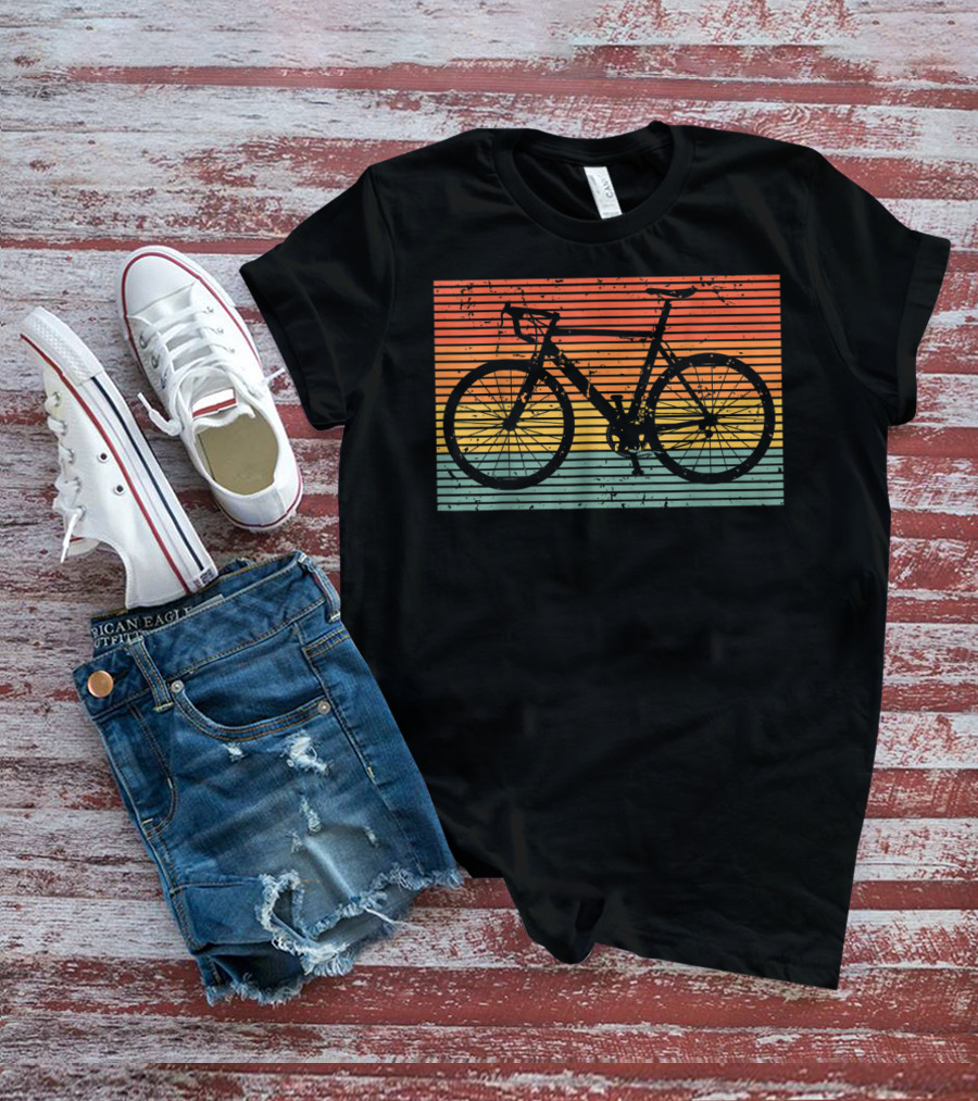 Racing Bicycle Road Bike Racer Uniqu Vintage Sunset Stripe T-Shirt