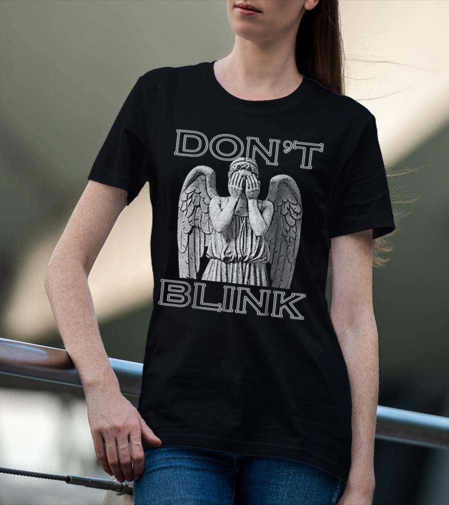 Weeping Angel Don't Blink Doctor Who Statue T-Shirt