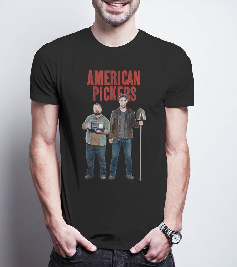 American Pickers Mike Frank Holding Vintage Television And Shovel T-Shirt