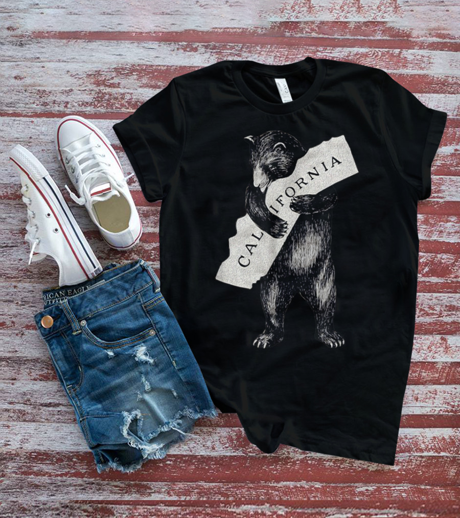 Retro I Love California Bear Hugging State Vintage Cali T-Shirt